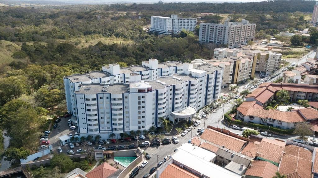 Lanchonete do hotel com opções de petiscos e bebidas.