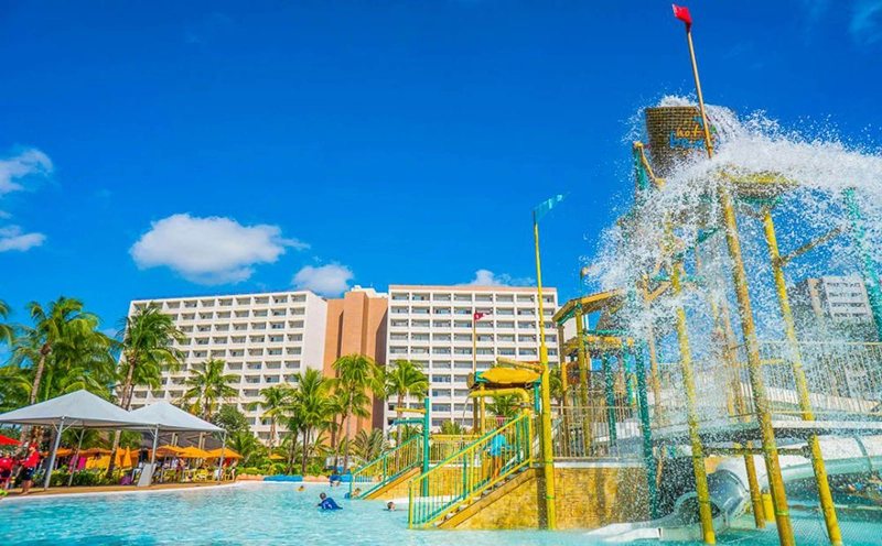 Entrada exclusiva do Hot Beach Resort para o parque aquático